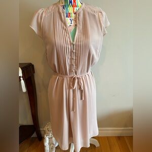 H&M Elegant Pleated Front Button-Down Dress in Light Pink in great condition